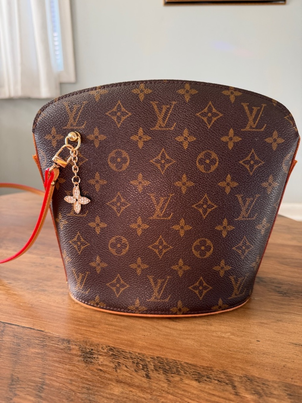 ✅AUTH✅LOUIS VUITTON DROUOT CROSSBODY BAG - Picture 5 of 6